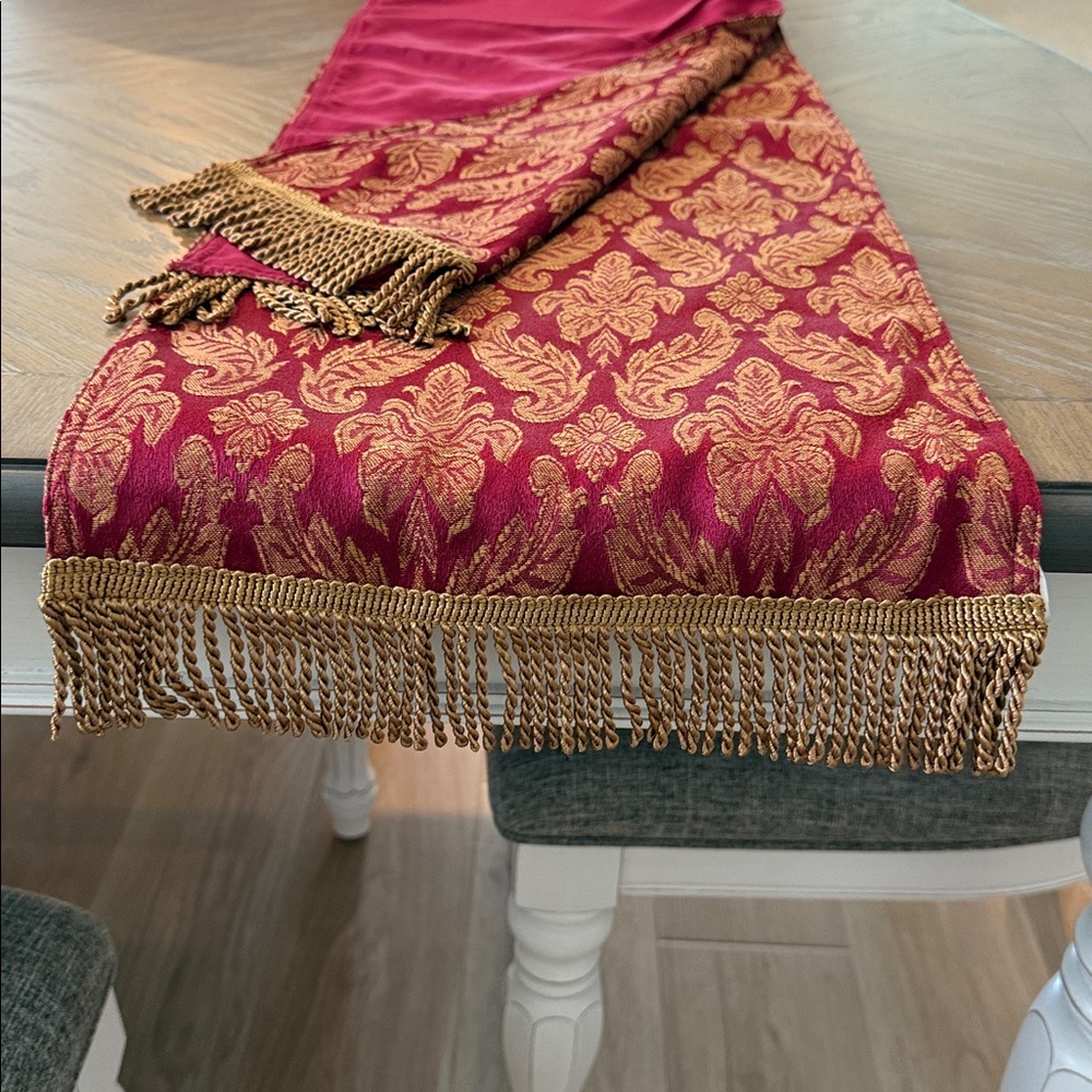Source Unknown Red and Gold Table Runner